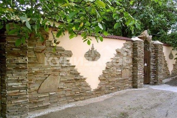Комбинированные элитные заборы в Киеве 