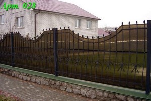 Каменные заборы