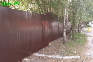 Забор из профнастила